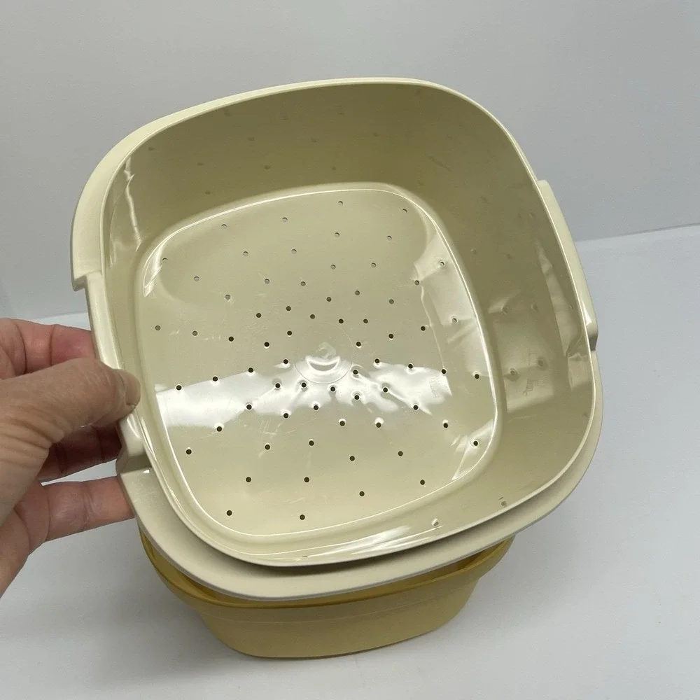 Vintage Tupperware Multi Server Steamer 3‎ Qt Container With Insert 888-1 USA